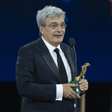 PREMIO CECILIA MANGINI, MIGLIOR DOCUMENTARIO - Mario MARTONE - film LAGGIÙ QUALCUNO MI AM - film A 