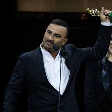 MIGLIOR ATTORE NON PROTAGONISTA | FAMILIA |  Francesco DI LEVA